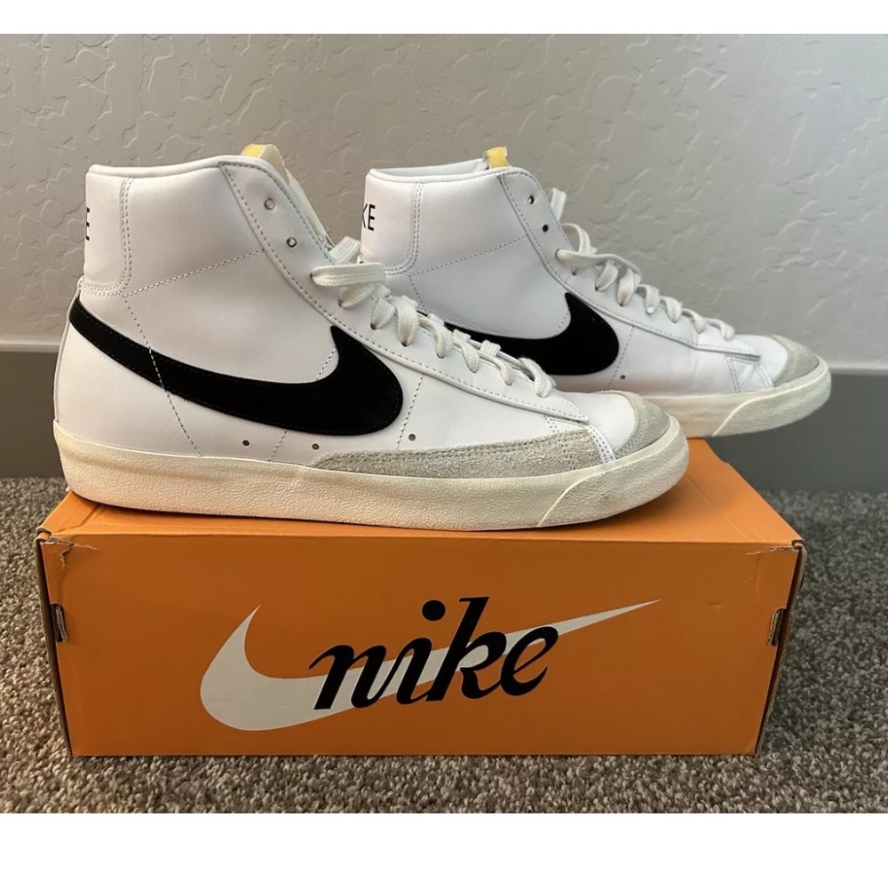 Size 12 - Nike Blazer Mid 77 Vintage White Black 2019